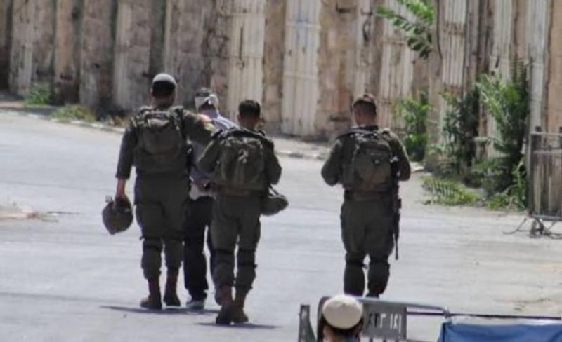  الاحتلال يقتحم منازل ويحتجز شقيقين غرب سلفيت