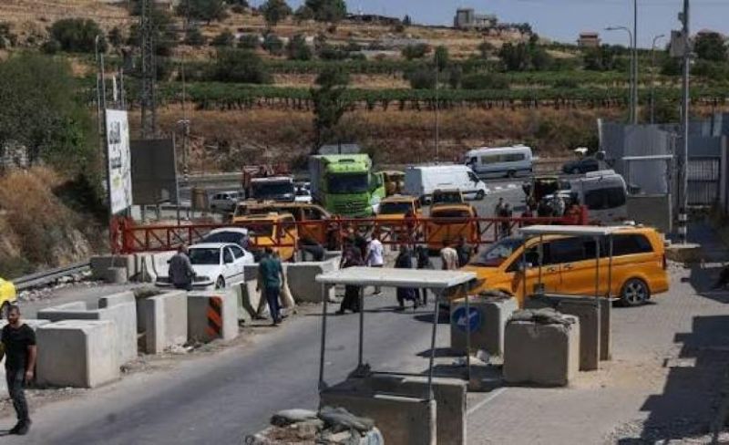 الاحتلال يفرض إغلاقًا شاملًا على الضفة الغربية