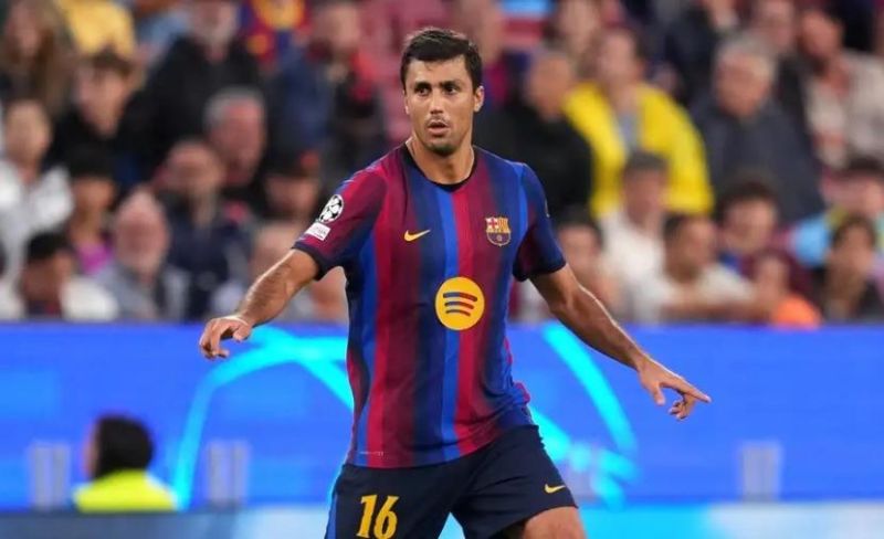 رودري: برشلونة ليس المرشح المفضل لحصد أبطال أوروبا