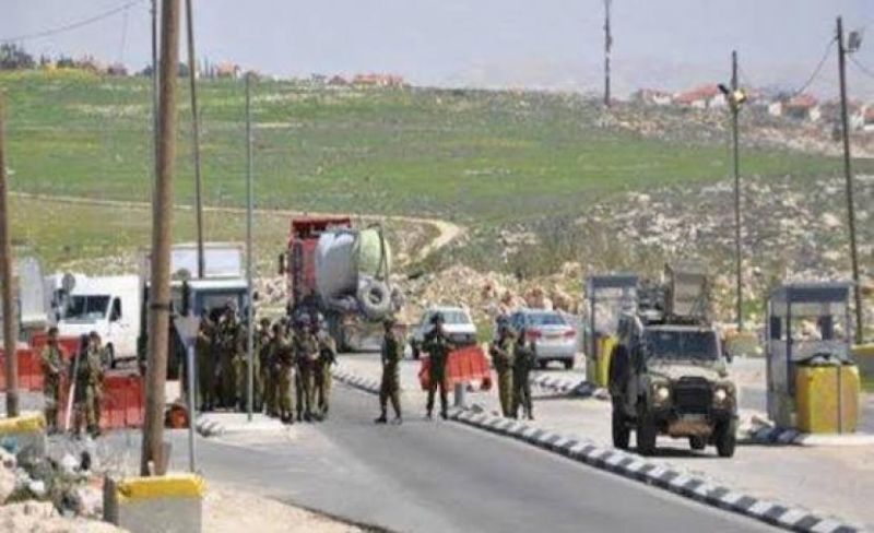 الاحتلال يُشدد اجراءاته شمالي القدس ويُوقف المركبات