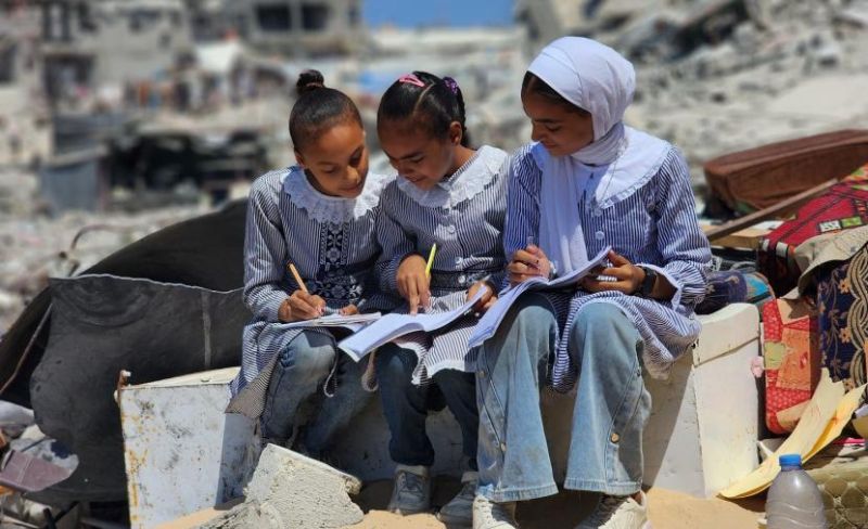 التعليم بغزة: أرجعنا نصف مليون طالب للمدارس وندعو لحلول عاجلة لأزمة المدارس والمخيمات