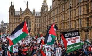 مسيرة في برلين دعمًا لفلسطين وتنديدًا بالهجمات الإسرائيلية