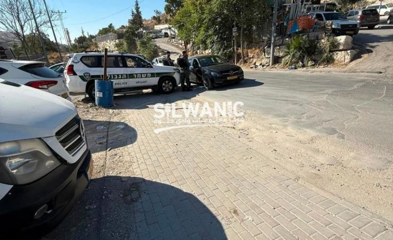 الاحتلال ينصب حاجزًا عند جسر بلدة سلوان