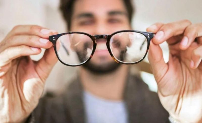 الصحة المصرية تحسم الجدل: النظارات الطبية لا تحمي من ضعف النظر لمن لا يحتاجها