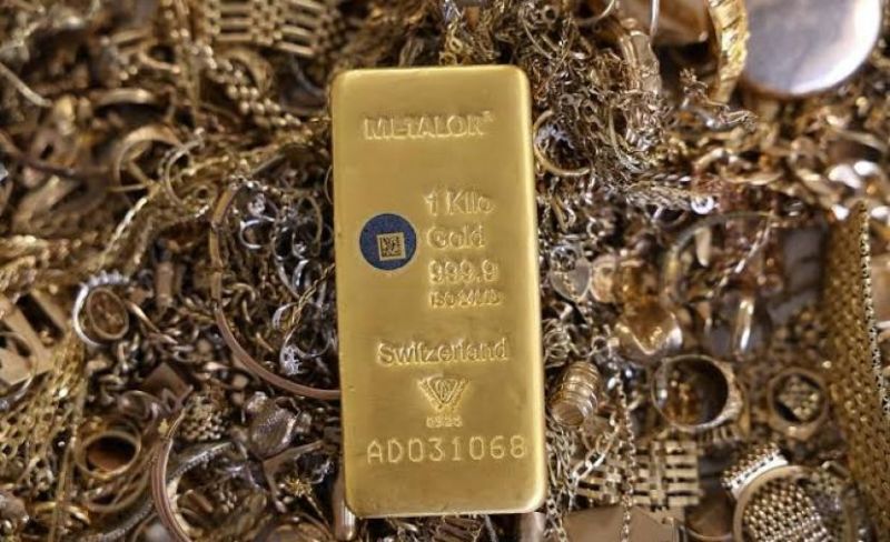 الذهب يرتفع مع انحسار توقعات رفع سعر الفائدة في أكتوبر