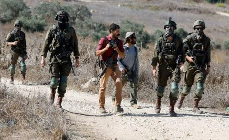 "حماس": هجمات المستوطنين بالضفة إرهاب منظم ونحذر من التصعيد