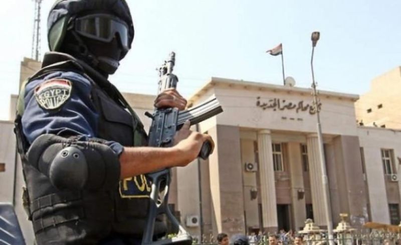 الداخلية المصرية تبعد 3 أجانب خارج البلاد للصالح العام