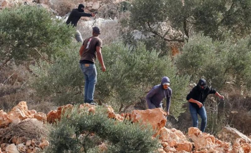 فرنسا تطالب بوقف جرائم المستوطنين بالضفة