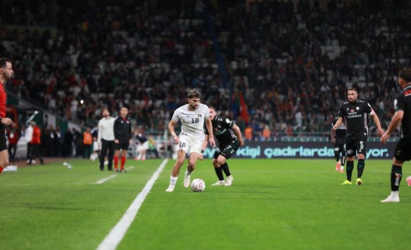 مباراة المنتخب الرديف مع قونيا سبور تنتظر فصلها الأخير في فلسطين