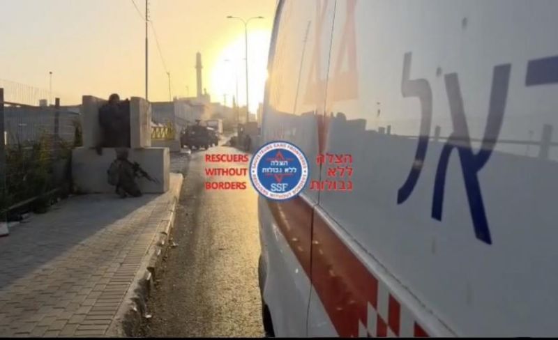 إصابة 6 إسرائيليين بعملية إطلاق نار قرب الخليل والاحتلال يطلق النار على شابين