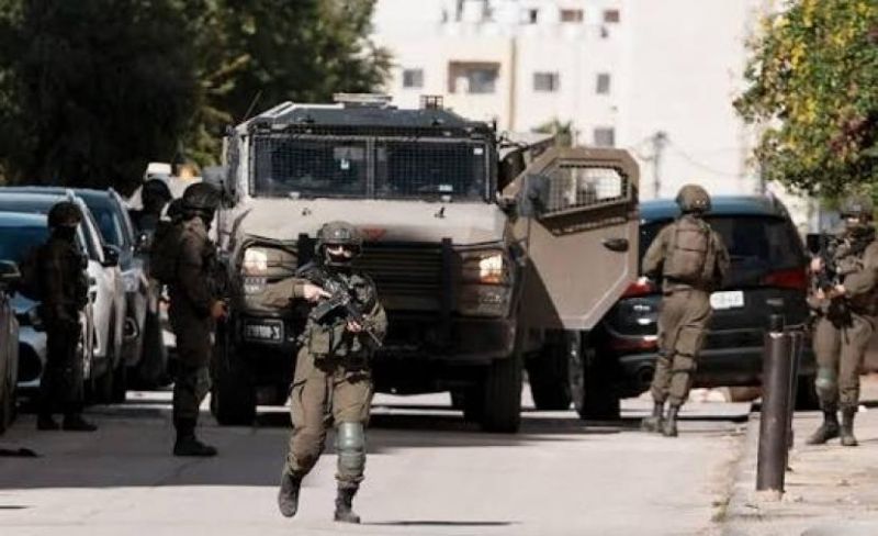 الاحتلال يحوّل منازل لثكنات عسكرية وغرف تحقيق.. اقتحامات واعتقالات بالضفة والقدس