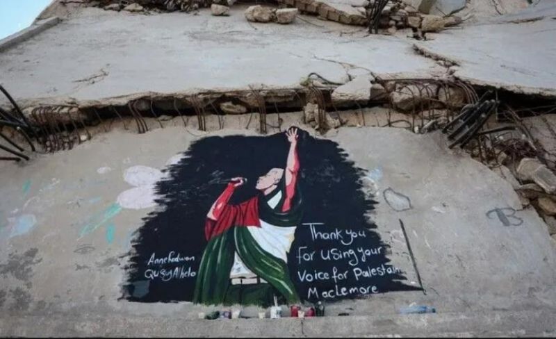 مغني الراب الأمريكي ماكليمور يبدأ جولة "فلسطين حرة"