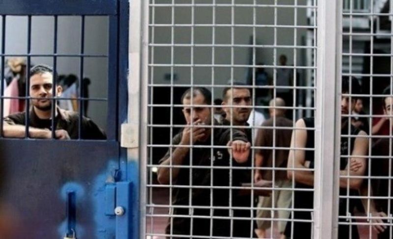 الاحتلال يصدر أوامر اعتقال إداري بحق 30 معتقلاً