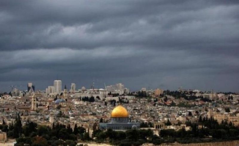 أمطار متفرقة وانخفاض إضافي على درجات الحرارة