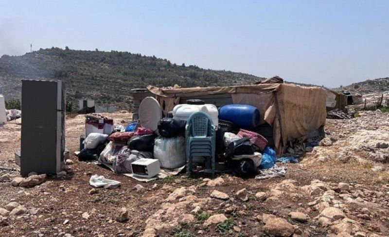 طوق عسكري ومصادرة 90% من الأراضي.. 47 عائلة بتحمع "الرأس الأحمر" تواجه التهجير