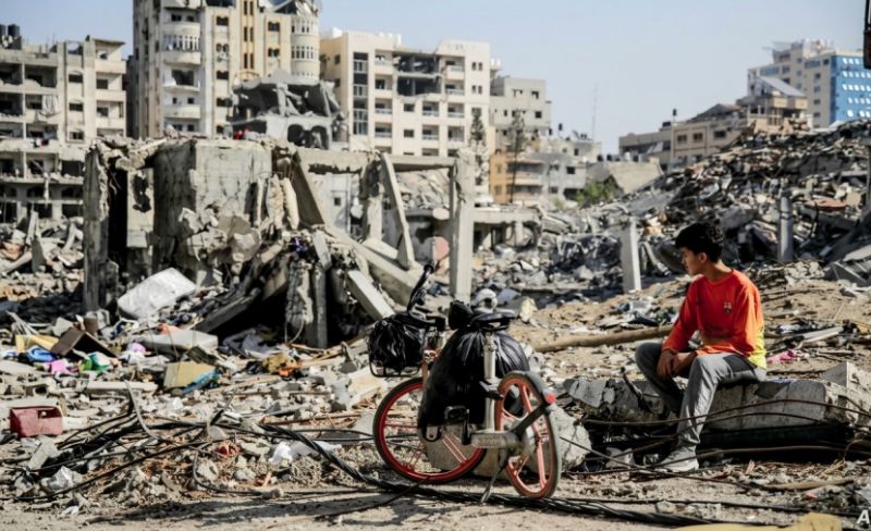 الدفاع المدني: الاحتلال يُكثف استهداف المنشآت المدنية في غزة