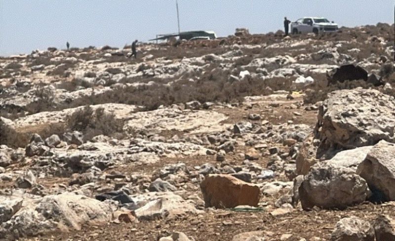 مستوطنون يواصلون توسيع بؤرة رعوية بالقدس