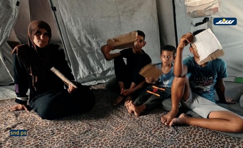 خيام النازحين.. أفران لاهبة بلا مقومات حياة