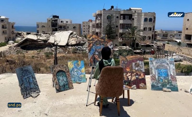 جنى أبو هربيد" توثّق وجع النازحين في غزة بريشتها