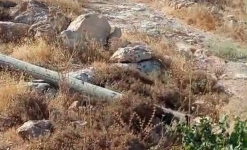 مستوطنون يقطعون شبكة للمياه والكهرباء شرق الخليل