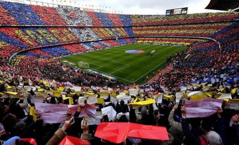 الأهلي يواجه برشلونة .. مواعيد مباريات اليوم