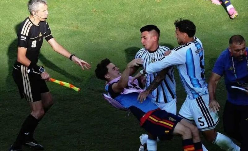 فيفا يعلن عقوبات نهائي كأس العالم