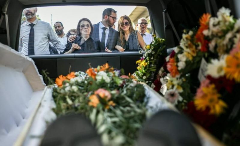 بيرزيت تودّع الفنان الفلسطيني سليمان منصور