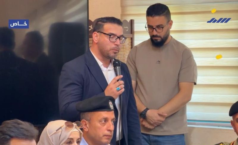 الخليل تبحث سُبل مواجهة الاستيطان