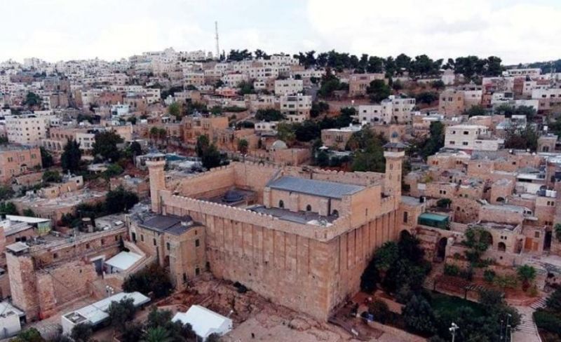 الاحتلال يغلق المسجد الإبراهيمي في الخليل