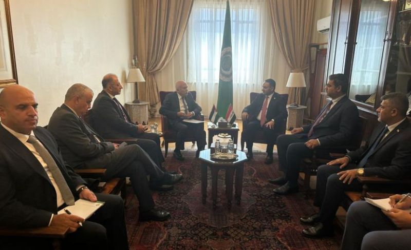 العامور يبحث مع نظيره العراقي تعزيز العلاقات التجارية