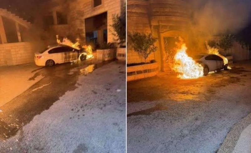مستوطنون يحرقون مركبتين في بيتا جنوب نابلس