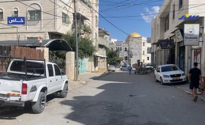 حواجز الاحتلال بالضفة.. تحاصر الحياة وتمزق الجغرافيا