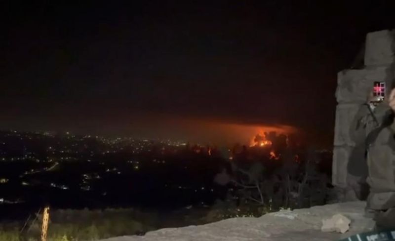 الاحتلال يفجر تلة علي الطاهر جنوبي لبنان