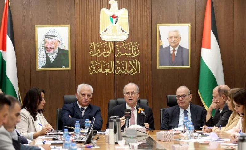 مصطفى: مواجهة التحديات تتطلب الجهود الحكومية والأهلية