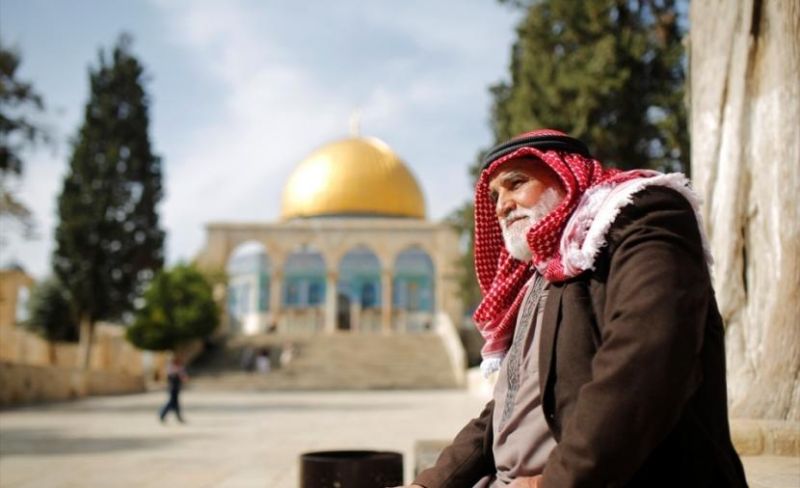 الإحصاء: 6.2% بالضفة وغزة مسنون
