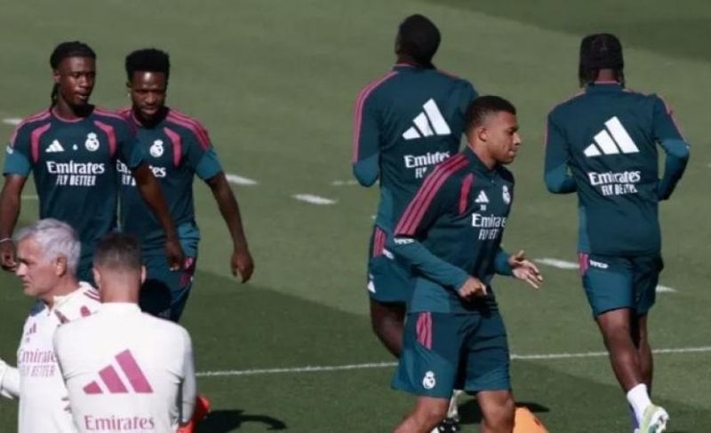 ريال مدريد يتلقى دفعة قوية قبل مواجهة فياريال