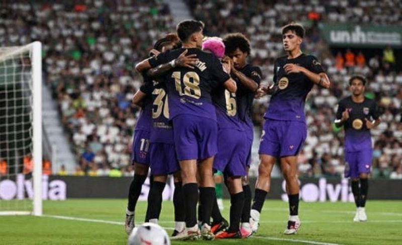 نجم برشلونة مهدد بالغياب عن الكلاسيكو