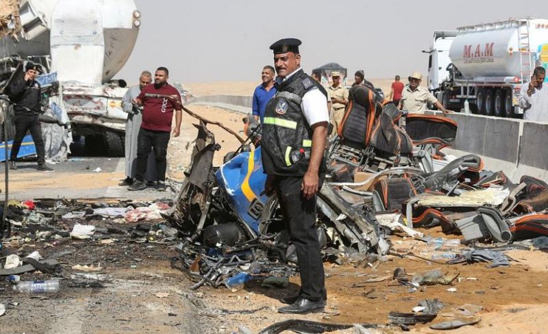مصرع 10 أشخاص وإصابة 24 جراء حادث تصادم بالقاهرة