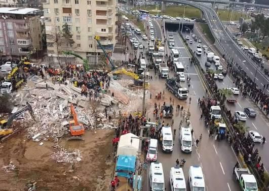 الخارجية: نتابع أوضاع جاليتنا في تركيا إثر زلزال شانلي أورفا