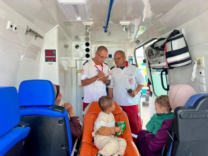 إجلاء دفعة جديدة من المرضى للعلاج خارج قطاع غزة