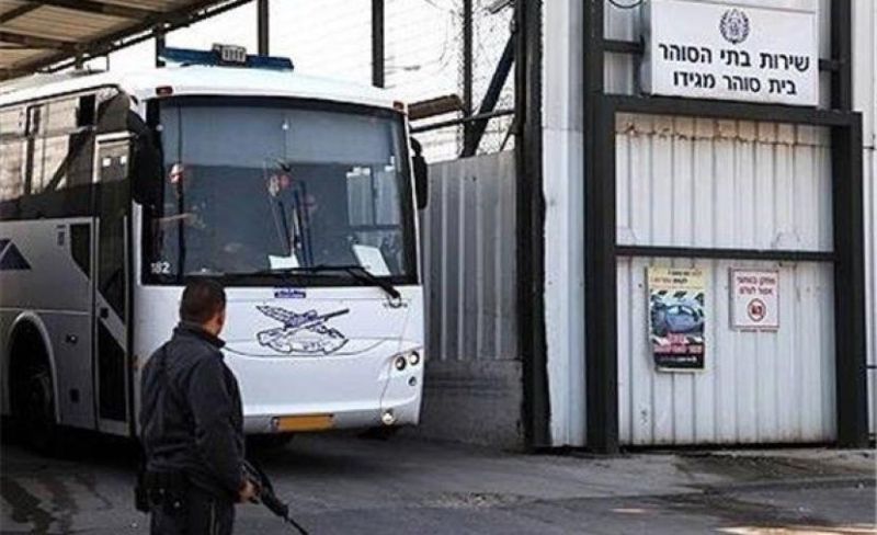 "إعلام الأسرى": الاحتلال يفرج عن 4 أسرى من جنين وطوباس أمضوا سنوات في سجوّنه