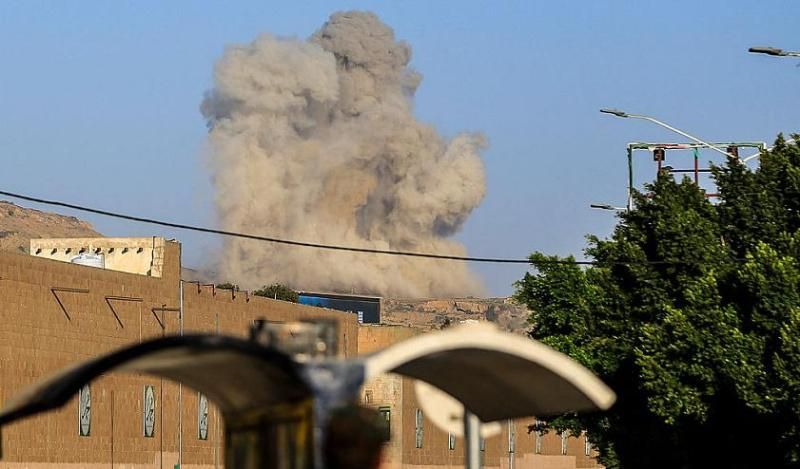 الحوثيون يعلنون إسقاط طائرة سعودية ومعارك متواصلة داخل اليمن