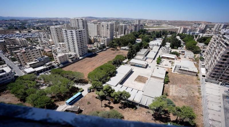 محافظة القدس: الاحتلال يواصل استيلاءه على معهد قلنديا بعد إخلائه