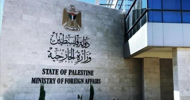 محافظ الخليل يطلع 20 سفيراً ودبلوماسياً على تداعيات التهجير ويدعو لحماية المواطنين
