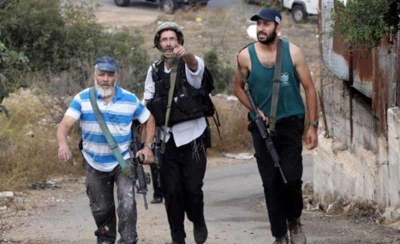 مستوطنون يمنعون المواطنين من أداء صلاة الجمعة شرق نابلس