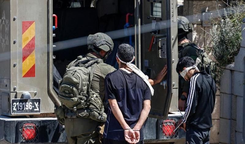 حملة اقتحامات واعتقالات واسعة بالضفة والقدس