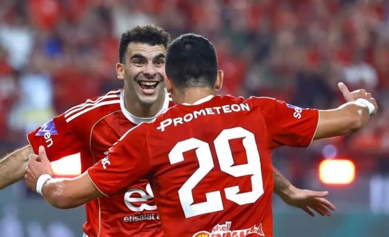 الأهلي يحسم القمة بهدفين في مرمى الزمالك