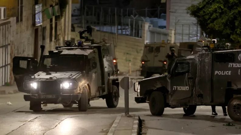 إصابة مواطنتين وطفلة برصاص الاحتلال جنوب الخليل