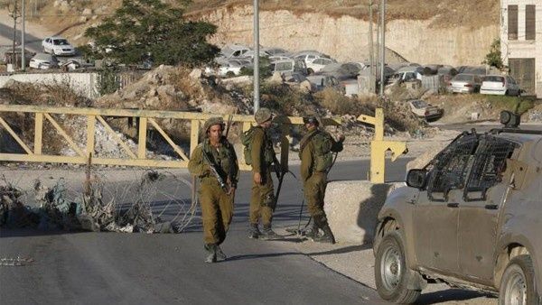 حواجز عسكرية للاحتلال في عدة مناطق ببيت لحم