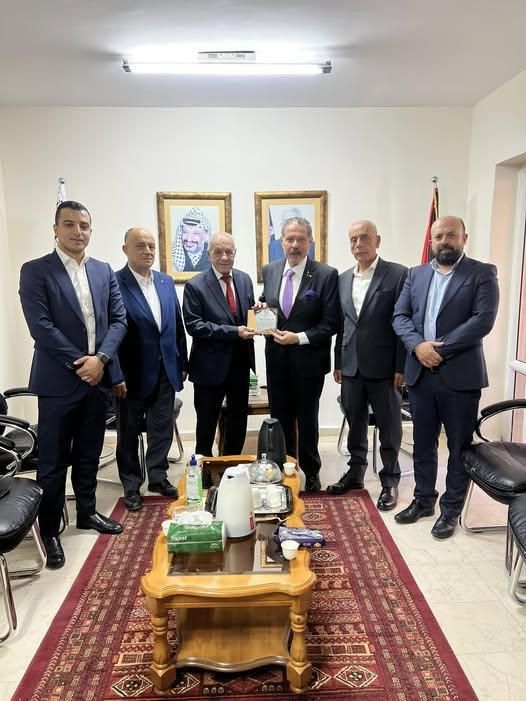 جمعية مدققي الحسابات القانونيين الفلسطينيه تلتقي الأخ ياسر عباس «أبو عمار» عضو اللجنة المركزية لحركة فتح